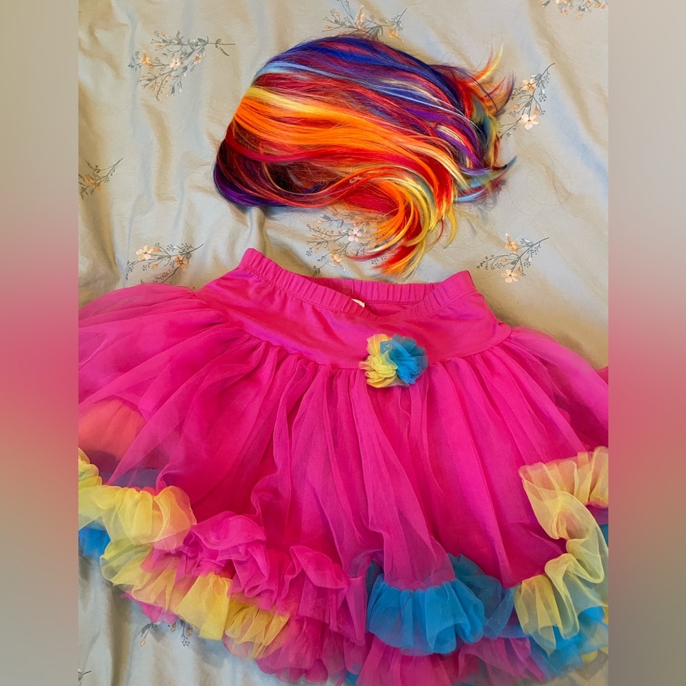 Halloween rainbow wig and tutu skirt 7/8